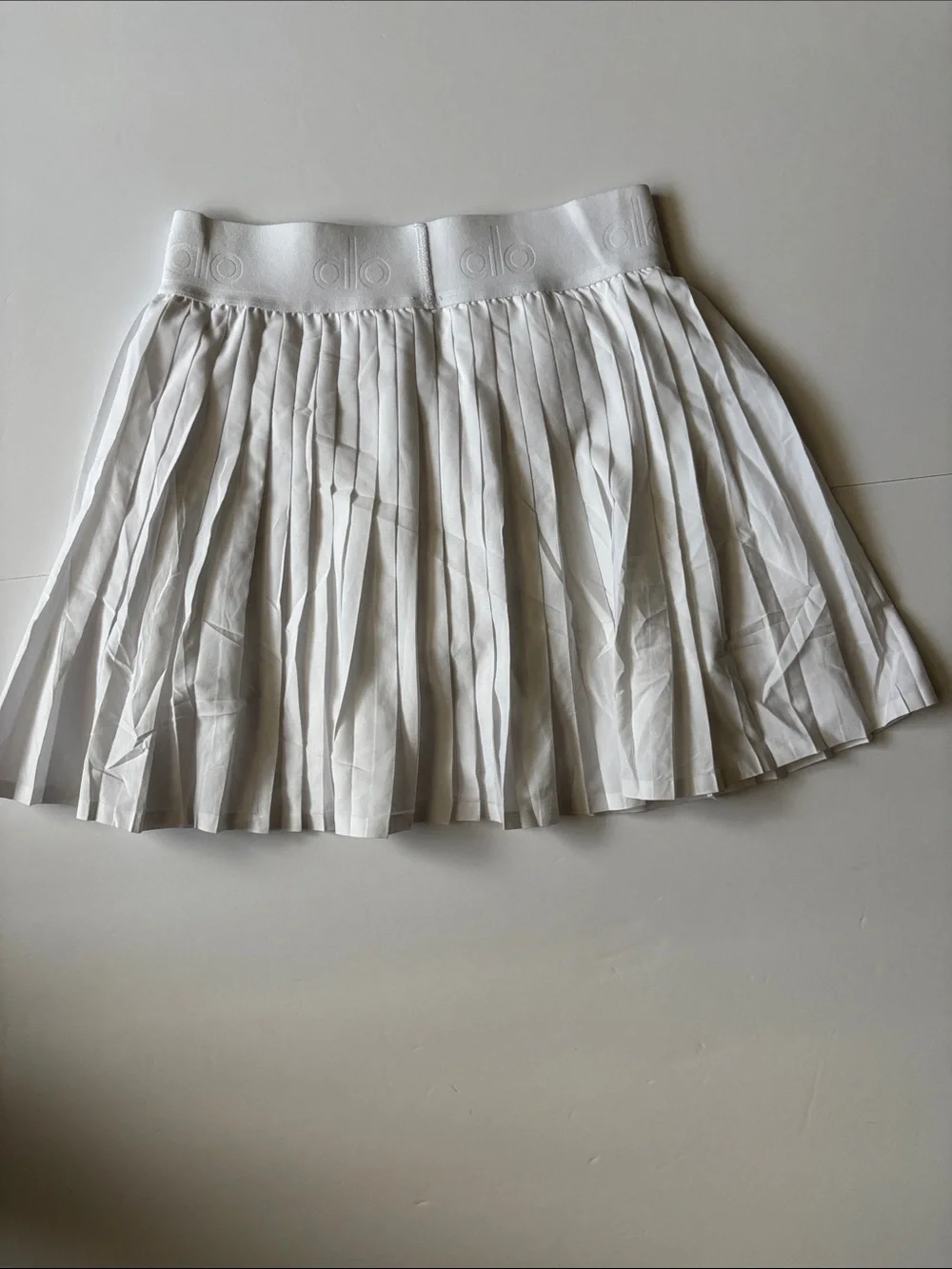 ALO Yoga White Pleated Circle Skater Skirt